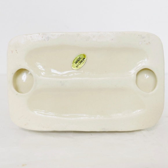 Vtg PlusMark An American Greeting Company Pearlized 1-pc Ceramic Nativity - Picture 5 of 7